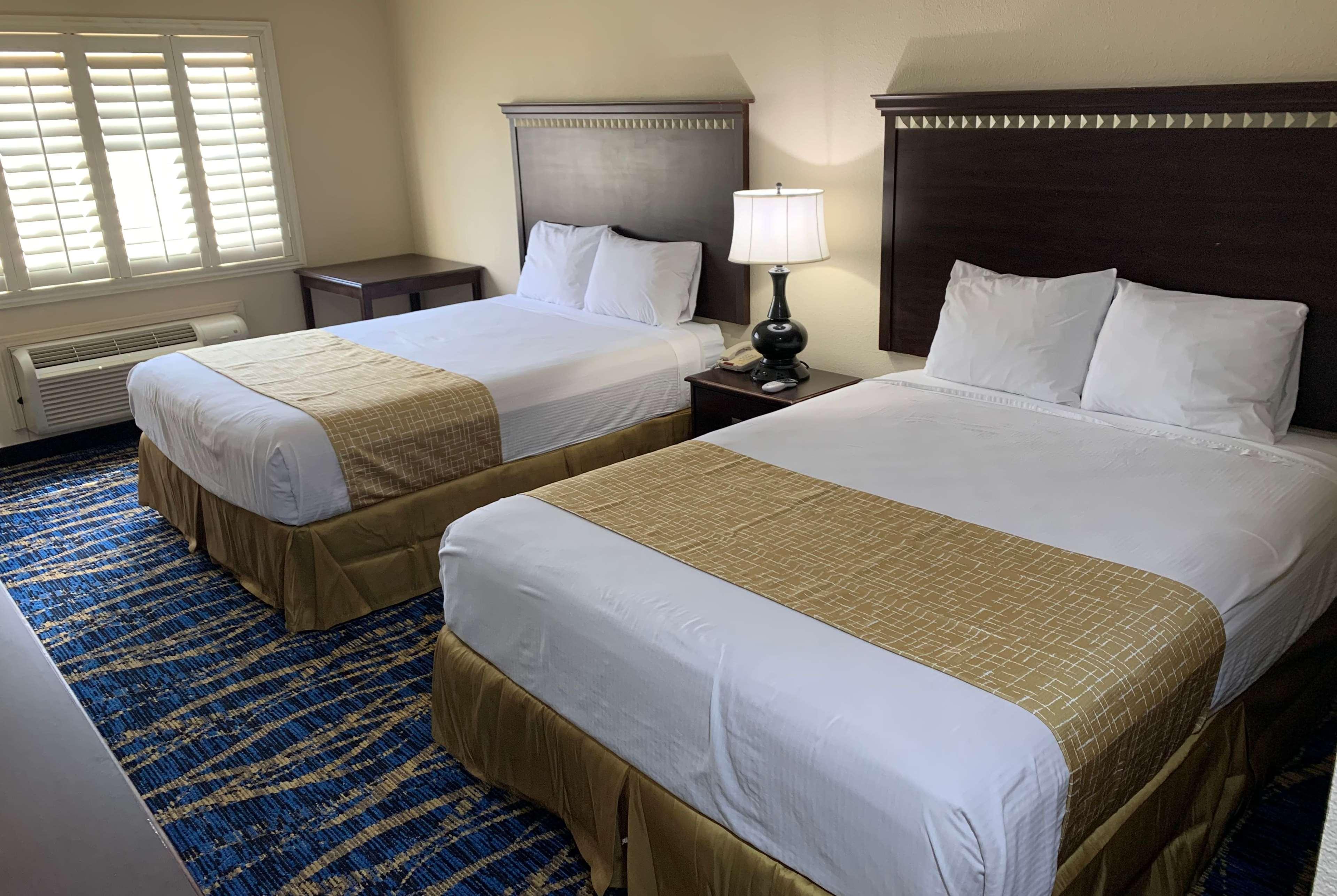 Travelodge By Wyndham Odessa Exterior photo